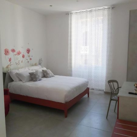 Candy'S Dream Rooms Специя Экстерьер фото
