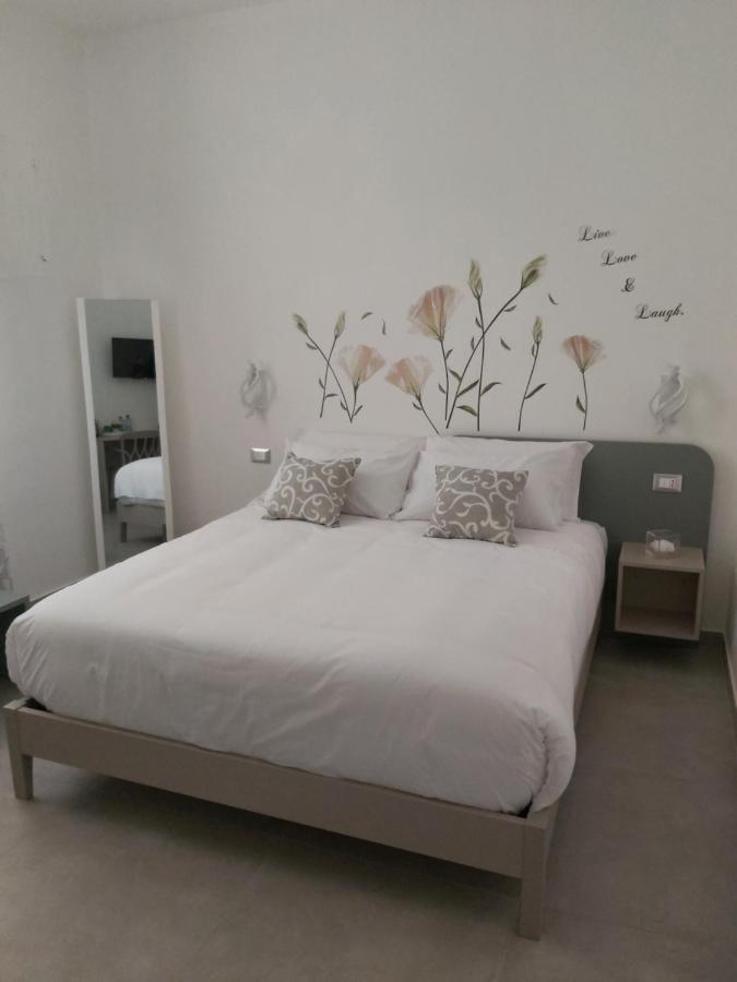 Candy'S Dream Rooms Специя Экстерьер фото