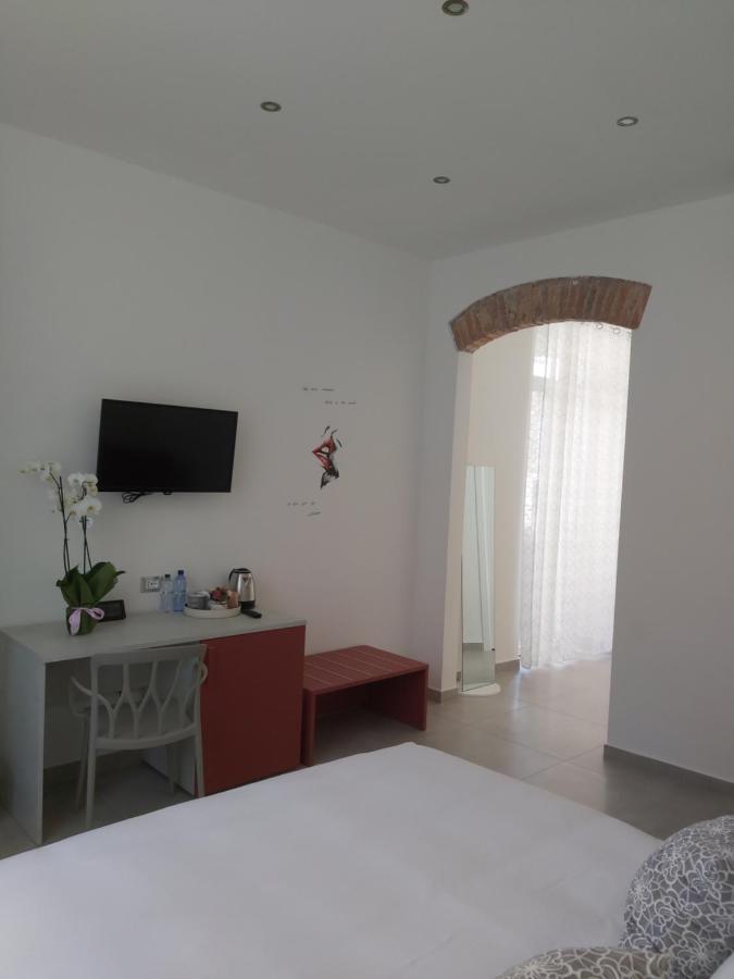 Candy'S Dream Rooms Специя Экстерьер фото